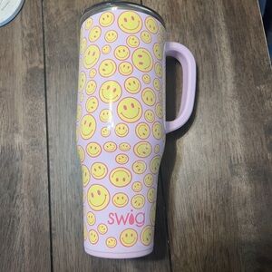 Swig Pink Smiley Face Tumbler